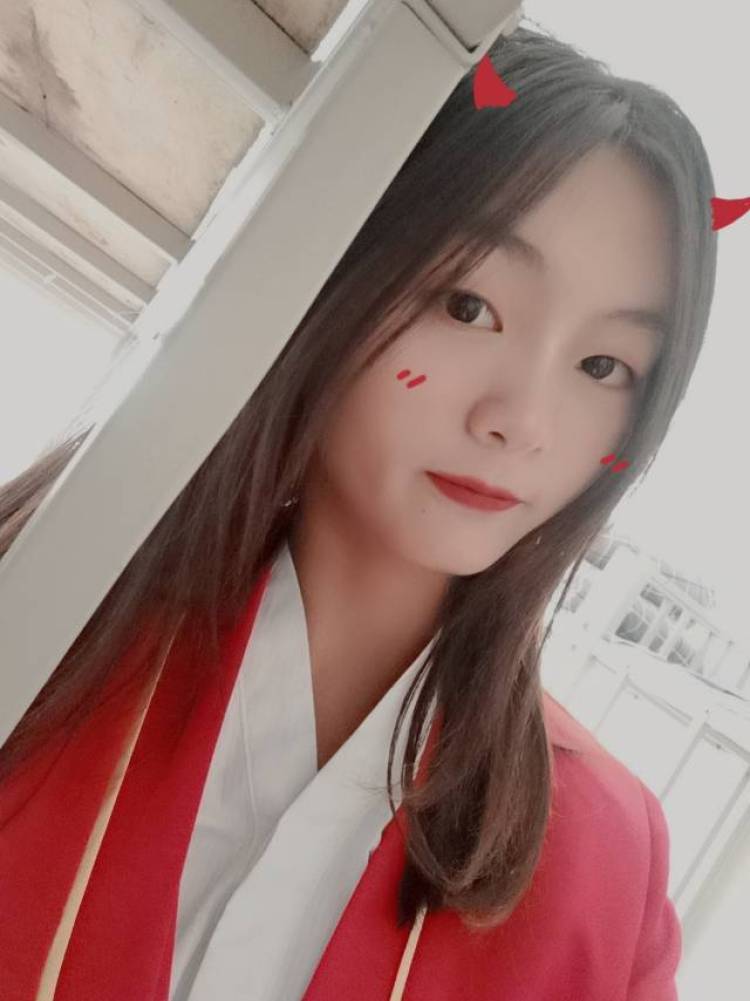 柳玉莹-河南省·洛阳市·偃师市-快手-拍摄时间不限制 地点要好看点的地方 酷酷的风格 甜甜的风格都可以 只要我驾驭的来 拍照技术要好