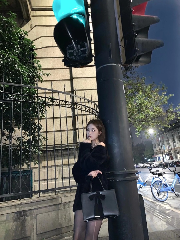 西菜-浙江省·金华市·婺城区-朋友圈-最好金华周边的地方 杭州也可以，风格多变可以尝试更多不一样的造型