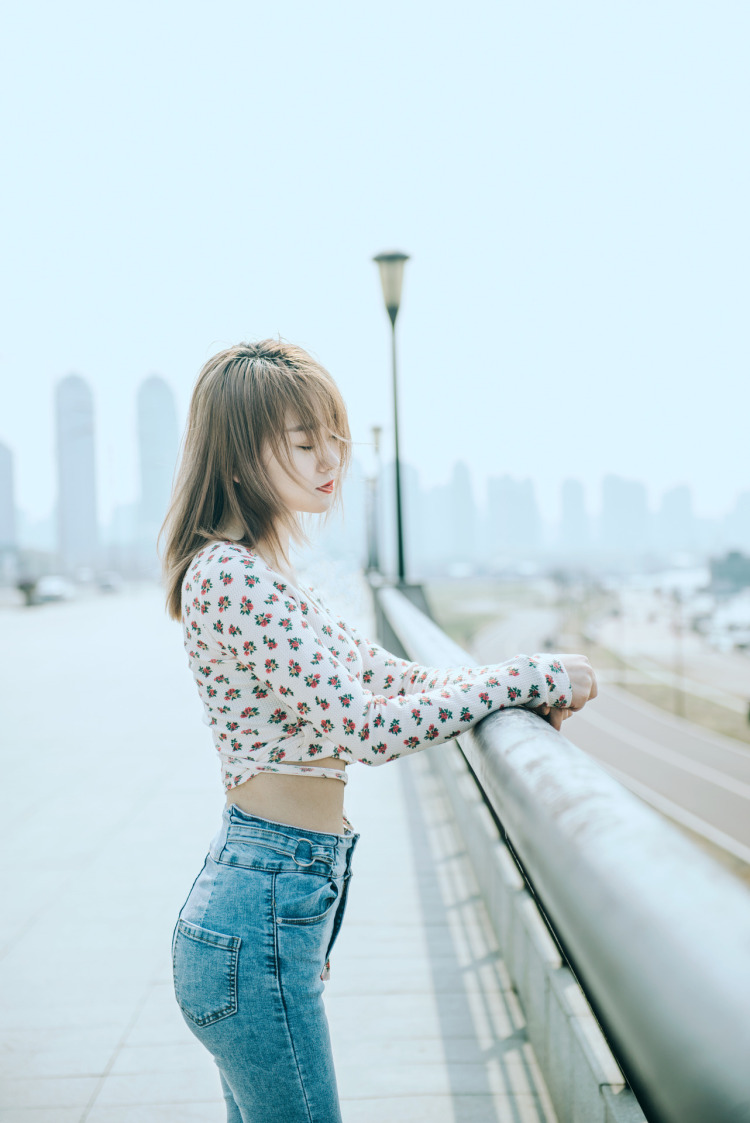 新人摄影师，互免约拍，风格不限，室内室外拍摄，街拍、跟拍、风