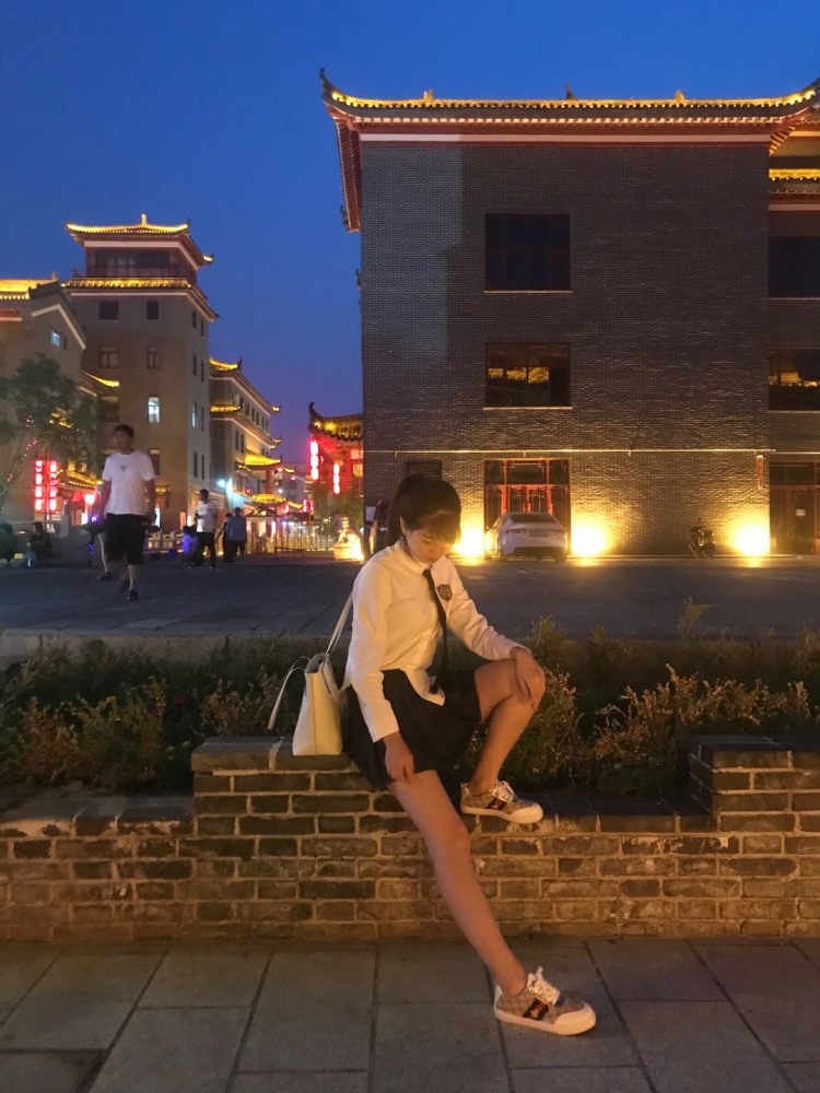 温柔厉爽❤️-辽宁省·沈阳市·和平区-快手-兼职模特礼仪  有需要可以联系 拍摄风格都可以尝试 不能接受暴漏