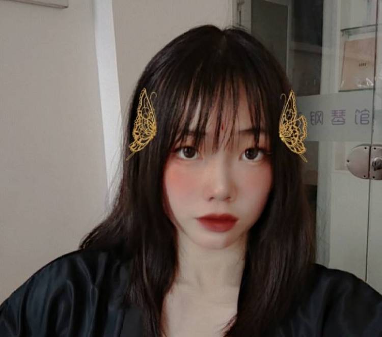 星期四星期五晚上星期六星期天全天，风格都可以驾驭，可能除了亲