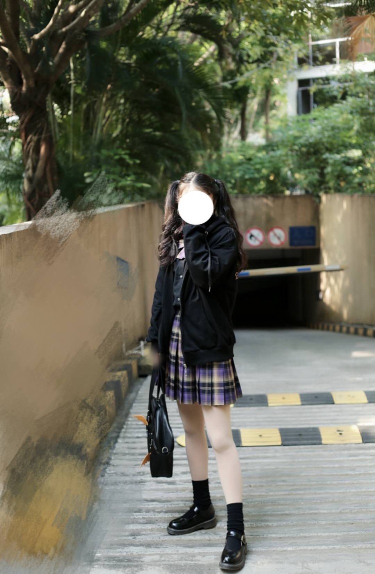 想约拍jk本人没啥经验啊希望摄影师可以指导动作，最好再来个妆