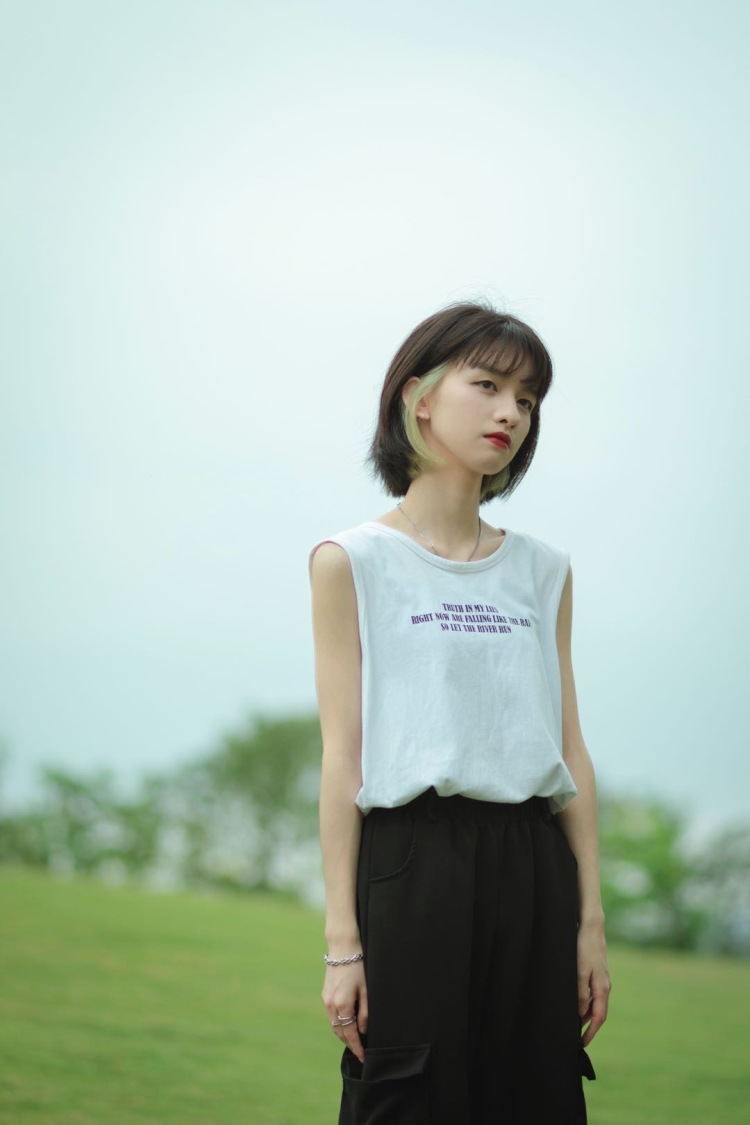 双双-广东省·深圳市·福田区--摄影时间协商，拍摄地点协商，需要拍创意和照片的可以私我或者加我微信