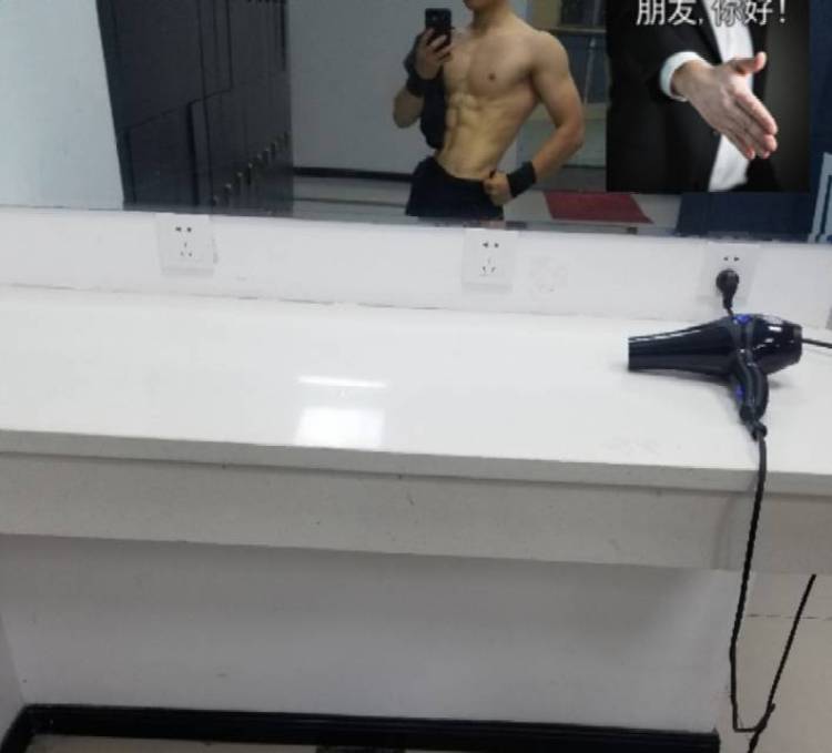 肌肉男有需要滴滴体脂较低 配合度高从事此行业不久 只拍