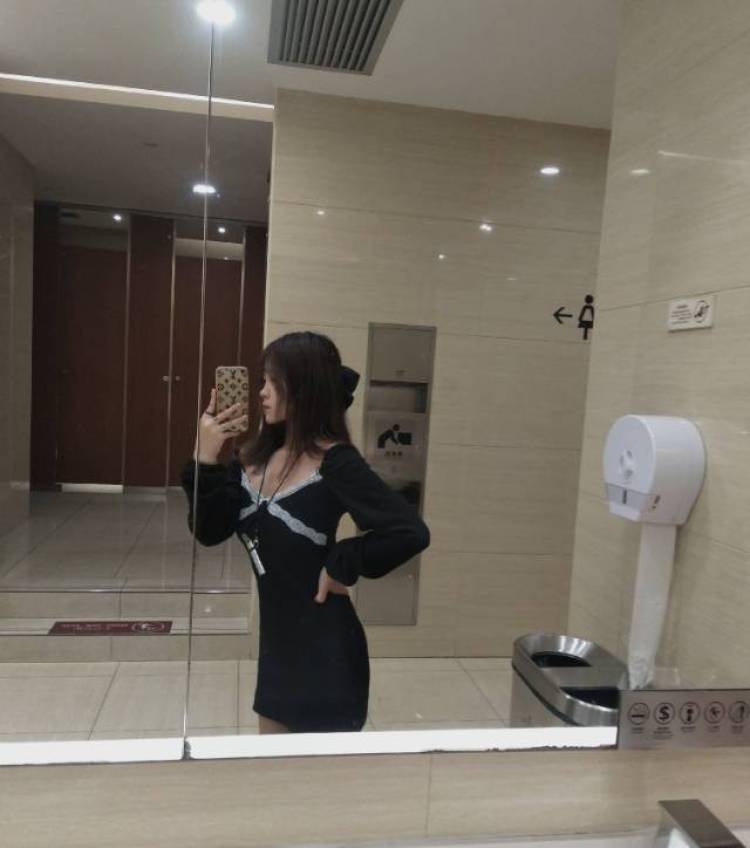 我什么风格都可以如果有需要请联系我哦作品都是本人偶谢谢大家了