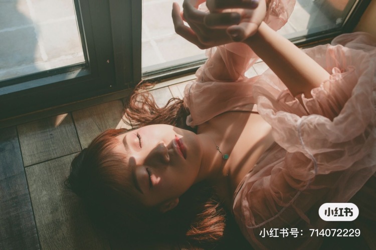 水盗-浙江省·杭州市·西湖区--各种风格均可，近期天冷短期内室内人像为主。希望你不一定专业，但对互免摄影有一定尊重，别沟通一半没声音了，或者约定当天鸽了。要求太高的也算了，毕竟每个人审美角度不同。希望有个好的合作开始，能够互相满意长